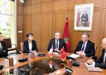 العدالة والتنمية يطالب الحكومة بتوضيح حيثيات التمويل الفرنسي الموجه للتعليم