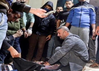 عاجل… الصين تبدي “صدمتها” حيال الضربة على قافلة منظمة إنسانية في غزة