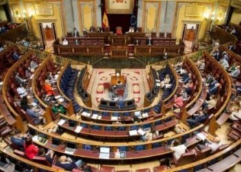 البرلمان الاسباني يناقش مشروع قانون يدعو لتشريع إقامة جميع المهاجرين في البلاد
