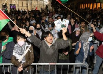 توترات متصاعدة في جامعات أميركية على خلفية التضامن مع الفلسطينيين
