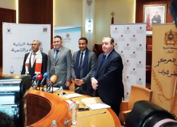 المعارضة تنتقد عدم حضور الوزراء إلى البرلمان وتطالب بعرض حصيلة الحكومة