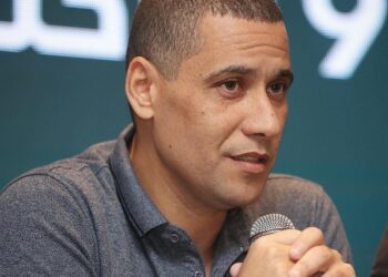 عودة محتملة لرئيس نادي الرجاء الرياضي محمد بودريقة إلى المغرب في هذا التاريخ ..