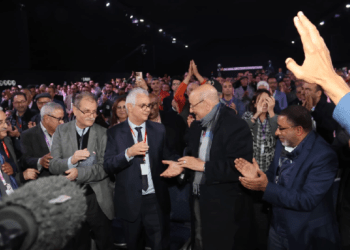 بركة يبقي على دورة المجلس الوطني لحزب الاستقلال مفتوحة