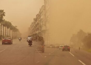 نشرة إنذارية: طقس حار وهبات رياح قوية مع تطاير محلي للغبار