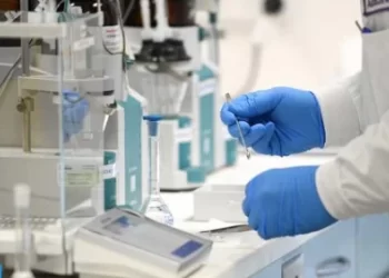 شركة إماراتية تستحوذ على أهم الشركات المصنعة للأدوية في المغرب
