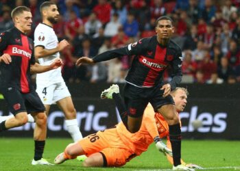 أمين عدلي يساهم في فوز بايرن ليفركوزن على روما في نصف نهائي الدوري الأوروبي
