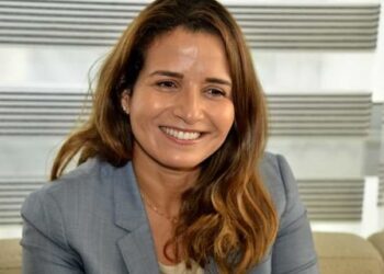 حماة المال يطالبون بالتحقيق في صفقات بنعلي مع ملياردير أسترالي