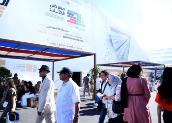 معرض الكتاب.. نجح في الترويج وفشل في جذب القراء