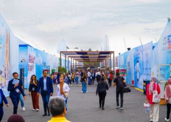  ندوة أدبية بالمعرض الدولي للكتاب حول  النقد المغربي بين الرواد والشباب
