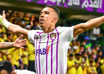 “نجم العين الإماراتي سفيان رحيمي يوجه رسالة قوية للركراكي قبل تصفيات كأس العالم 2026”