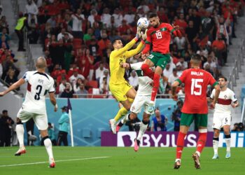 توتنهام يسعى لضم المهاجم المغربي يوسف النصيري
