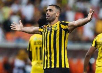 عبد الرزاق حمد الله يقترب من مغادرة نادي اتحاد جدة السعودي