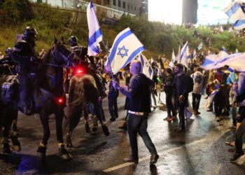 مظاهرات مناهضة لنتانياهو في القدس وهدوء نسبي في غزة