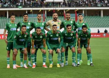 فوز دراماتيكي للرجاء الرياضي بنصف نهائي كأس العرش بعد مباراة مثيرة مع مولودية وجدة