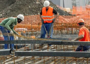 دعم السكن.. توقعات بارتفاع أنشطة قطاع البناء خلال سنة 2024