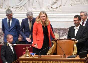 انتخاب ياييل برون بيفيه المؤيدة لماكرون مجددا رئيسة للجمعية الوطنية الفرنسية