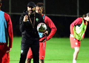 طارق السكتيوي.. من نجم الملاعب إلى قائد المنتخب الأولمبي