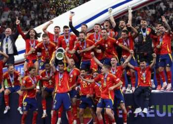  إسبانيا تعود إلى القمة بتحقيق لقب كأس أوروبا 2024 بقيادة المدرب لويس دي لا فوينتي