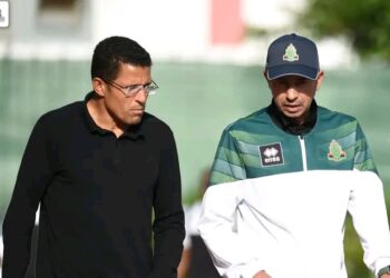 الجيش الملكي يتعاقد مع الحسين عموتة لقيادة الفريق