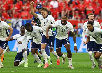 المنتخب الانجليزي يضرب موعدا مع إسبانيا في نهائي “اليورو”
