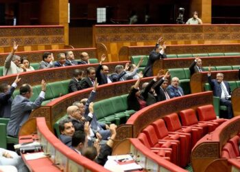 جدل تناول الكلمة يتسبب في رفع جلسة مجلس المستشارين