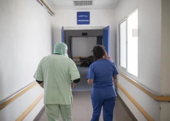 لتغطية النقص الحاصل.. وزارة الداخلية تسمح لموظفي الجماعات بالعمل في المستشفيات