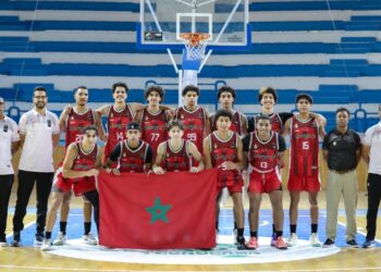 المنتخب المغربي لكرة السلة ينتصر على الجزائر ويتألق في تصفيات المنطقة الأفريقية الأولى