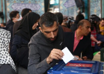 واشنطن لا تتوقع “تغييرا  جوهريا ” في إيران أيا كان الفائز في الانتخابات الرئاسية