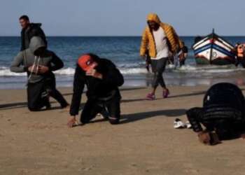 اسبانيا تفكك شبكة جزائرية متخصصة في الهجرة السرية