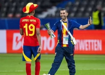  والد يامين يامال يتحدث بعد حادثة الطعن.. “شعرت أنني بين الحياة والموت”