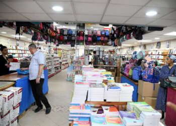 المختصون التربويون والاجتماعيون يهددون بمقاطعة المهام الإدارية احتجاجاً على قرارات وزارة التربية