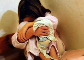 صدمة في فاس.. طفلة حامل تكشف جريمة اغتصاب ارتكبها جدها وحفيد آخر