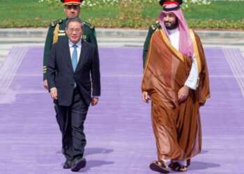 ولي العهد السعودي ورئيس مجلس الدولة الصيني يبحثان في الرياض “التعاون المشترك”