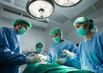 نجاح المركز الاستشفائي الجامعي ابن سينا في إجراء عمليتي زراعة كبد من متبرعين أحياء من الأقارب في أقل من 48 ساعة