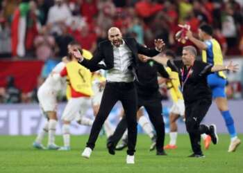 الركراكي يحدد موعد انطلاق معسكر المنتخب المغربي استعدادًا لمواجهتي الغابون ولوسوطو