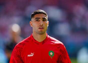 الطاقم التقني والطبي للمنتخب الوطني يقرر إراحة أشرف حكيمي تحسبا لتفاقم إصابته