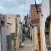 تسليم مفاتيح السكن لثاني مجموعة من العائلات المستفيدة من إعادة إسكان حي “المخازنية” بالهراويين