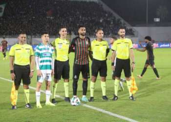 الجيش الملكي يستنكر التحكيم في مباراة الكلاسيكو أمام الرجاء