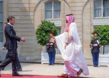 ماكرون يعزز الشراكة مع السعودية بعد توقيع اتفاقية استراتيجية مع المغرب