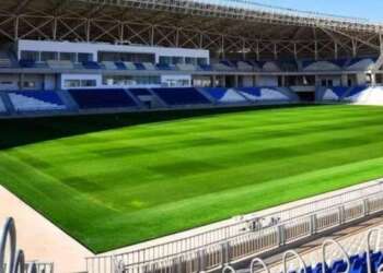 ملعب الحسيمة يستعد لاستقبال أول مباراة قارية بعد تأهيله من قبل الاتحاد الأفريقي