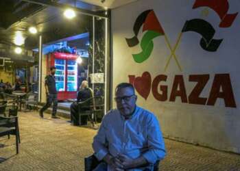 “غزة صغيرة” في شرق القاهرة وفلسطينيون يحلمون ب”حياة جديدة” 