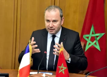 السفير الفرنسي يبدأ زيارة للعيون والداخلة لتعزيز التعاون مع المغرب وتفعيل نتائج زيارة ماكرون