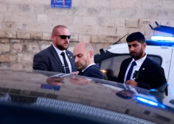 وزير الخارجية الإسرائيلي يطلب من فرنسا تأمين سلامة المشجعين الإسرائيليين في مباراة فرنسا وإسرائيل