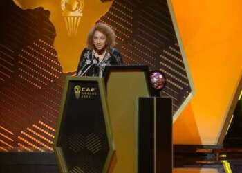 سناء المسعودي تتوج بجائزة أفضل لاعبة بين الأندية في إفريقيا لعام 2024