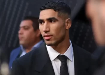 حكيمي يشكك في نزاهة جائزة الكرة الذهبية الإفريقية: لقد أوهموني أنني الفائز