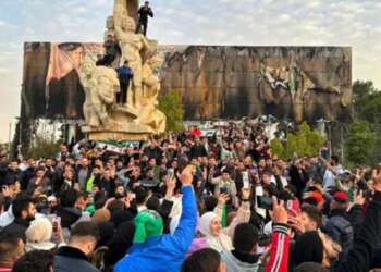 ما العوامل التي أد ت الى سقوط الأسد؟