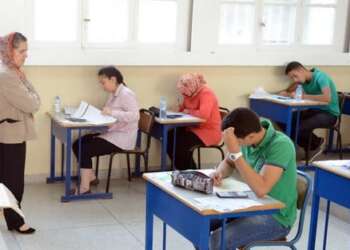 التوجيه المدرسي ينبغي أن يبدأ داخل الأقسام من طرف الأساتذة