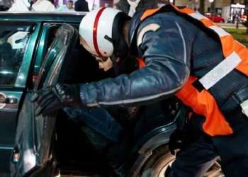 توقيف شرطي بالدارالبيضاء بعد اتهامه بالتحرش بسيدة أثناء ممارسته لمهامه