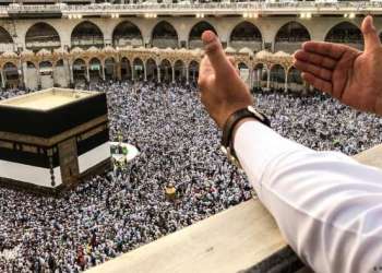 أكثر من 18.5 مليون زائر أدوا العمرة والحج في 2024