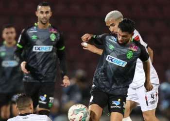 الفتح الرباطي يقلب الطاولة على الرجاء الرياضي ويحقق فوزًا مثيرًا (2-1)